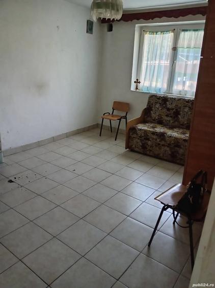 Apartament cu 3 camere în Panciu
