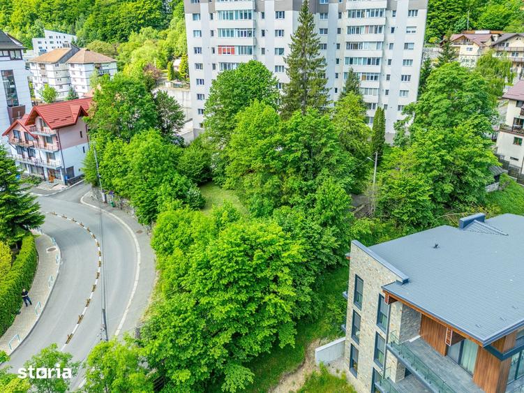 Teren de 812 mp, în Est