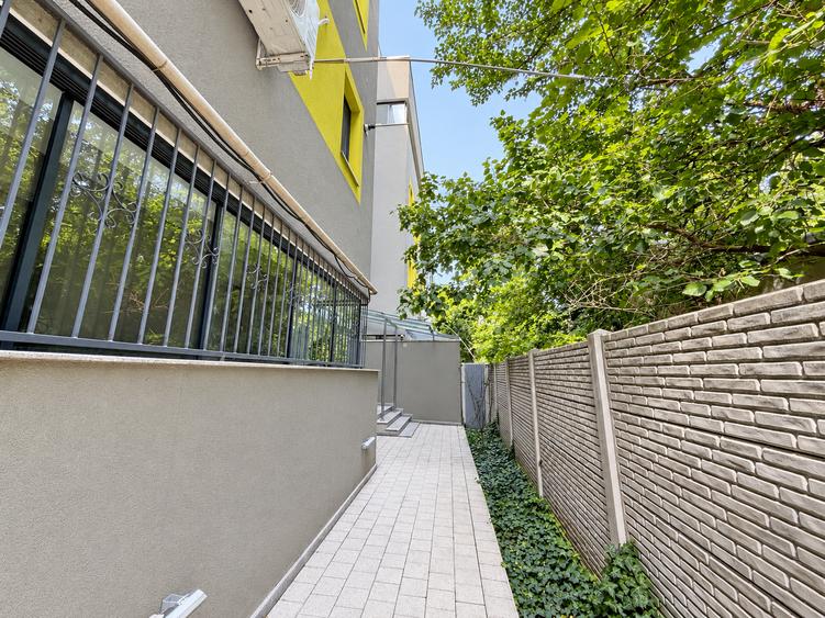 Apartament cu 2 camere decomandat în Moșilor