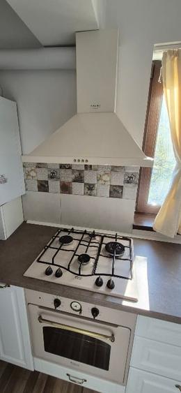 Apartament cu 2 camere semidecomandat, mobilat în Berceni