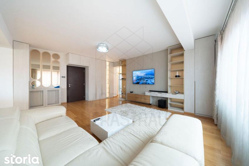Apartament cu 3 camere, mobilat în Nordului
