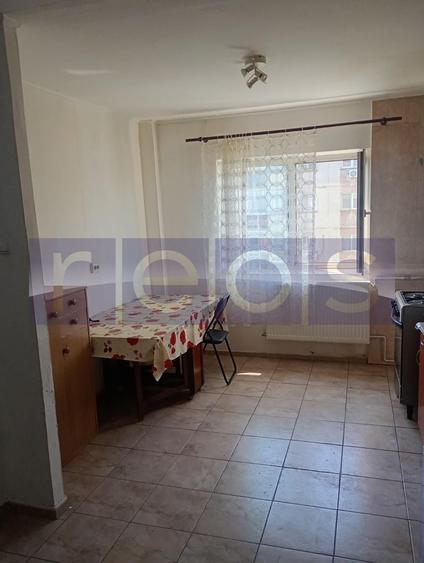 Apartament cu 2 camere semidecomandat, mobilat în Tineretului