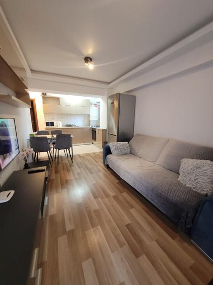 Apartament cu 2 camere semidecomandat în Central