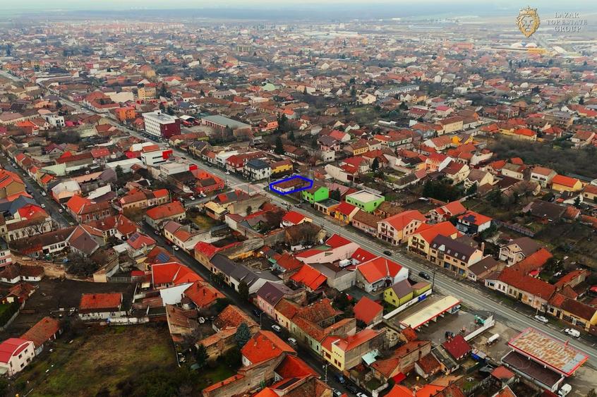 Teren Construcții intravilan de 806 mp, în Intim