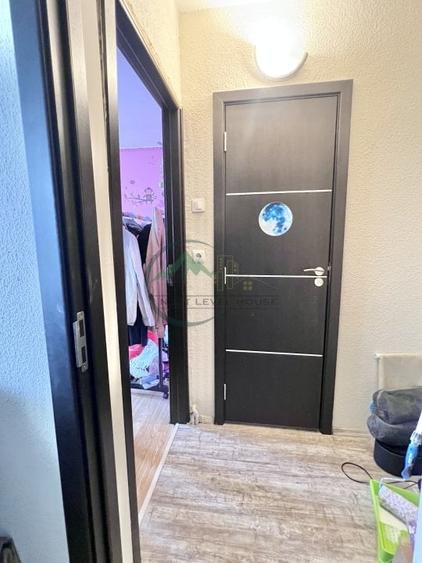 Apartament cu 3 camere circular, mobilat în Astra