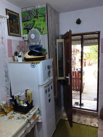 Casă cu 3 camere cu Teren 1020 Mp în Stănești