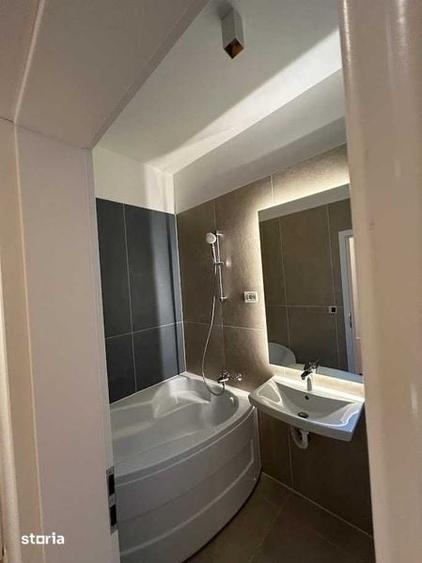 Apartament cu 3 camere în Aradului
