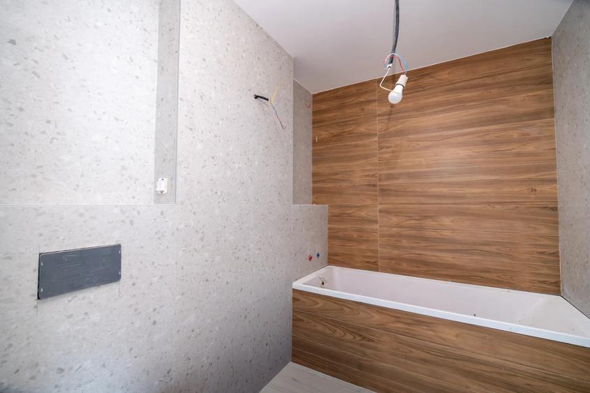 Apartament cu 3 camere decomandat în Obor