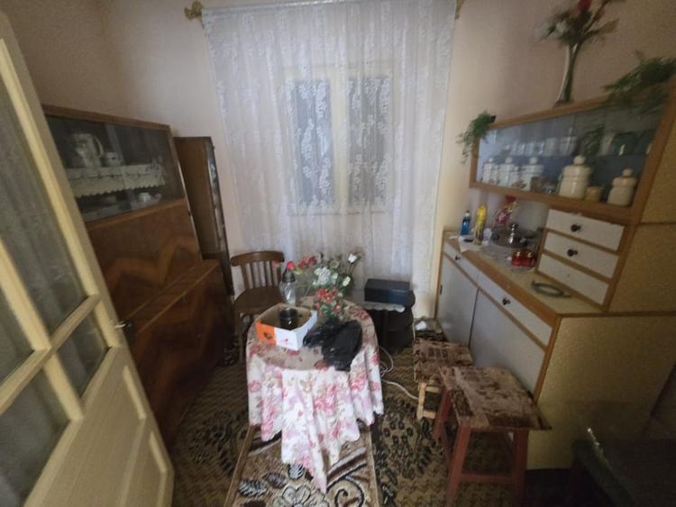 Casă individuală cu 2 camere cu Teren 3751 Mp în Hârsești