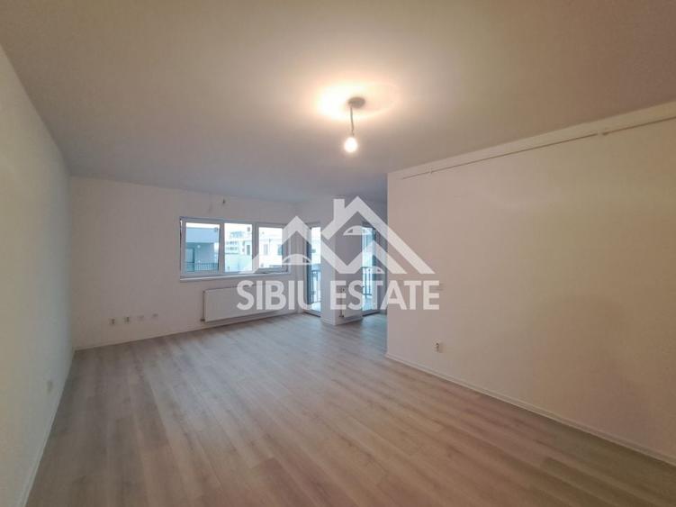 Apartament cu 3 camere în Șelimbăr — fotografia 3