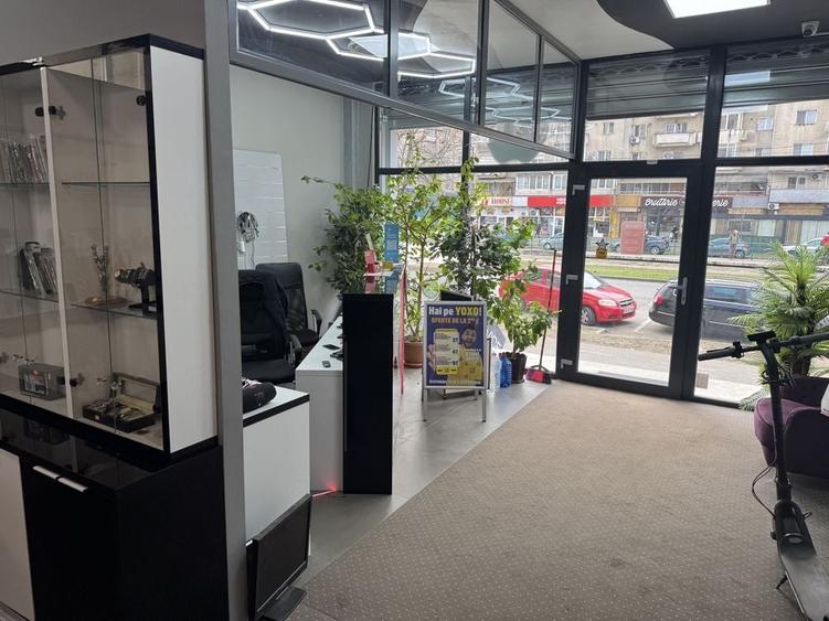 Spațiu comercial, de 179 mp, în Fortuna