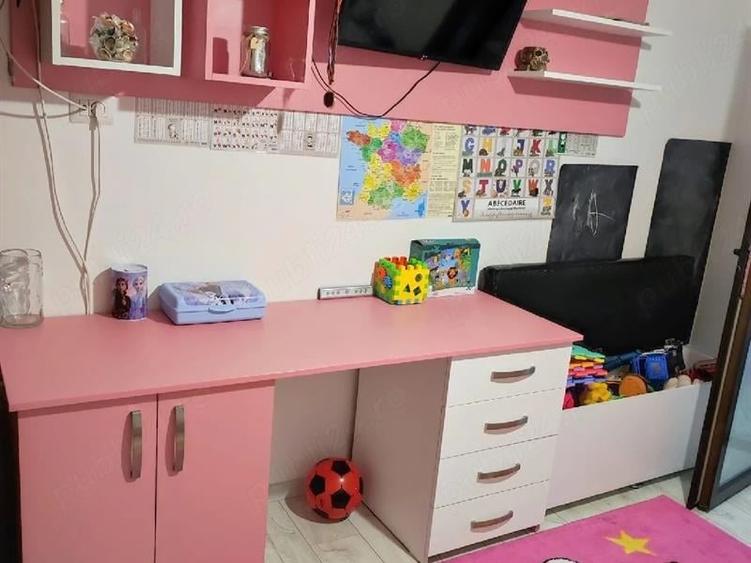 Apartament cu 4 camere decomandat în Obcini