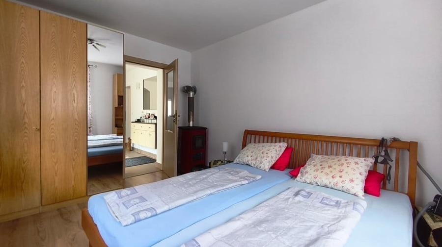 Reprezentare Exclusiva Proprietate deosebita, la 30 de minute de Dev - 15
