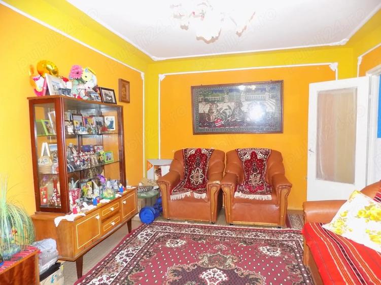Apartament cu 2 camere decomandat în Radu Negru