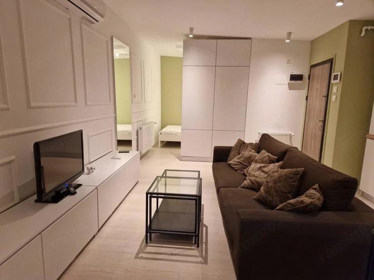Apartament cu 2 camere semidecomandat în Obor
