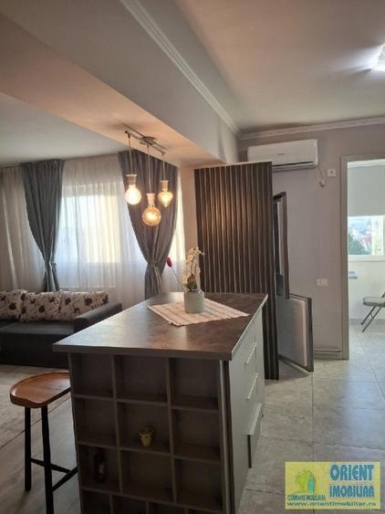 Apartament cu 2 camere semidecomandat în Casa de Cultură