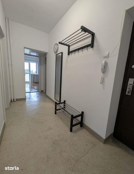 Apartament cu 3 camere decomandat în Obor