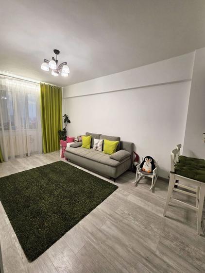 Apartament cu 2 camere și balcon cu vedere port Bd Ferdinand - 2
