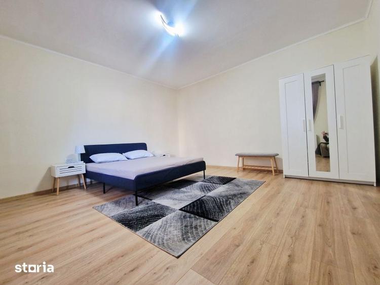 Casă cu 3 camere cu Canalizare în Plopilor