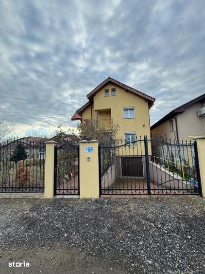 Casă cu 4 camere cu Teren 540 Mp în Calea București