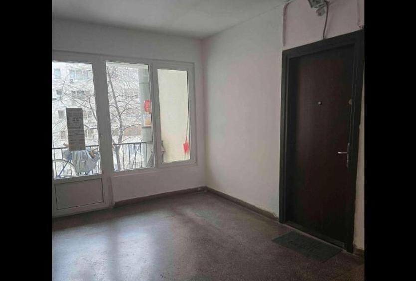 Apartament cu 2 camere semidecomandat, mobilat în Cișmigiu