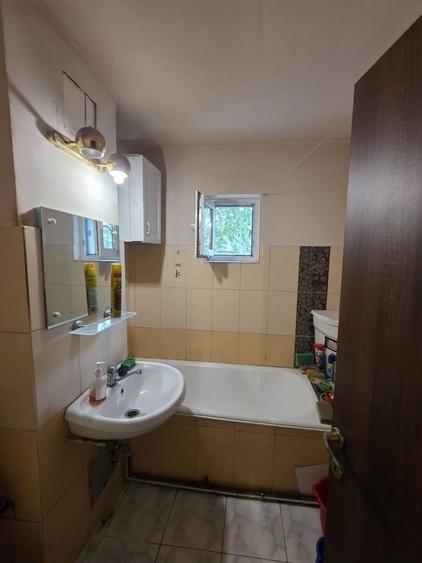 Apartament cu 2 camere decomandat în Dacia