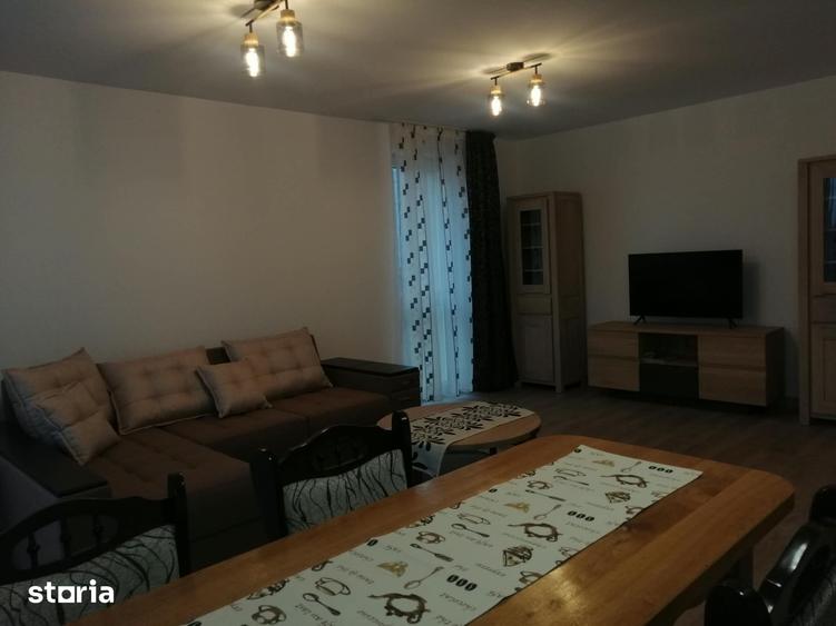 Apartament cu 2 camere decomandat în Astra