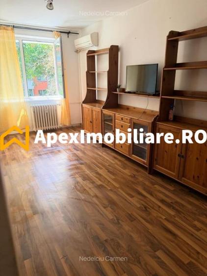 Apartament cu 2 camere decomandat în Tei