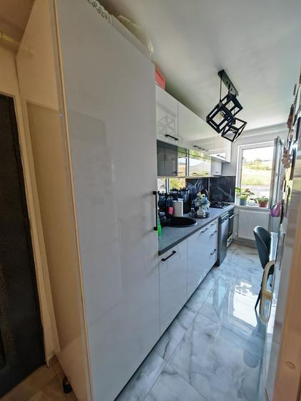 Apartament cu 2 camere semidecomandat în Micro 15