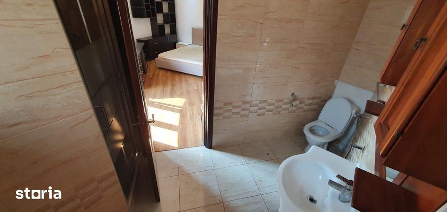 Garsonieră în Romană