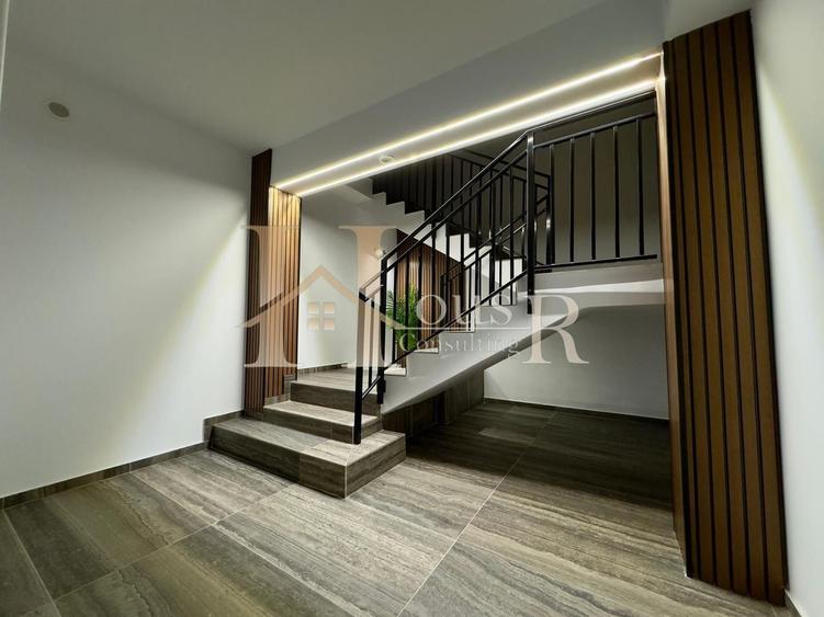 Apartament cu 2 camere decomandat în Girocului