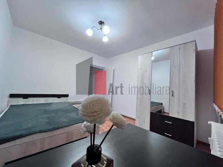 Apartament cu 3 camere decomandat în Giulești
