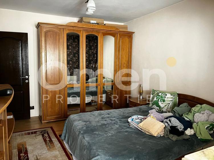 Apartament cu 3 camere decomandat, mobilat în Săsar