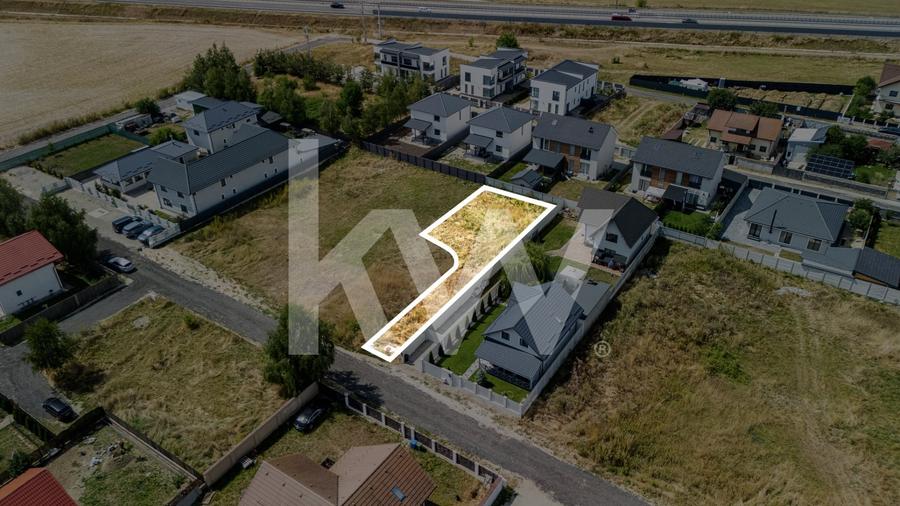 Teren Construcții intravilan de 786 mp, în Râșnov