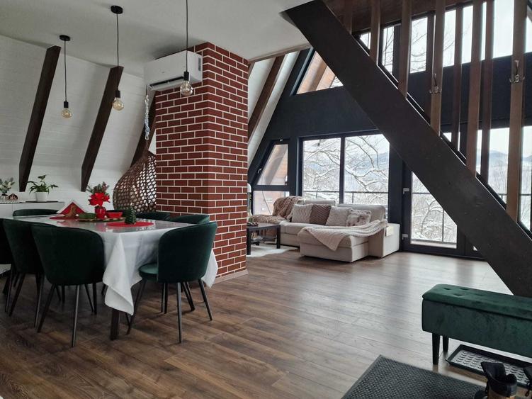 Casă cu 4 camere cu Teren 1700 Mp în Meziad