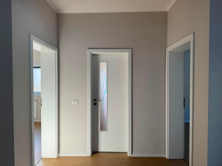 Apartament cu 3 camere decomandat în Giroc
