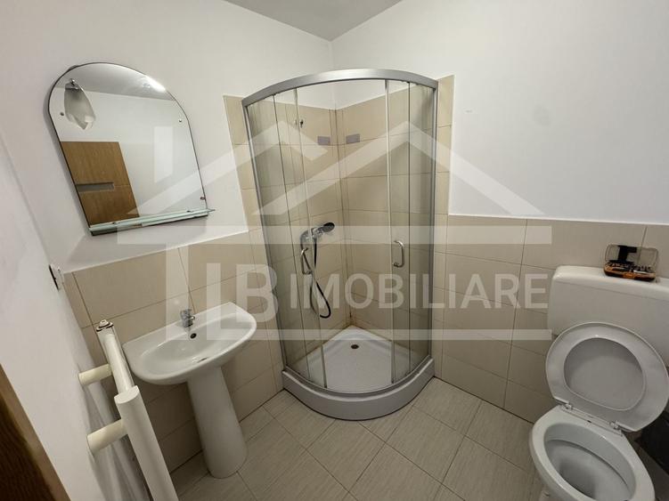 Apartament cu 3 camere decomandat în 7 Noiembrie