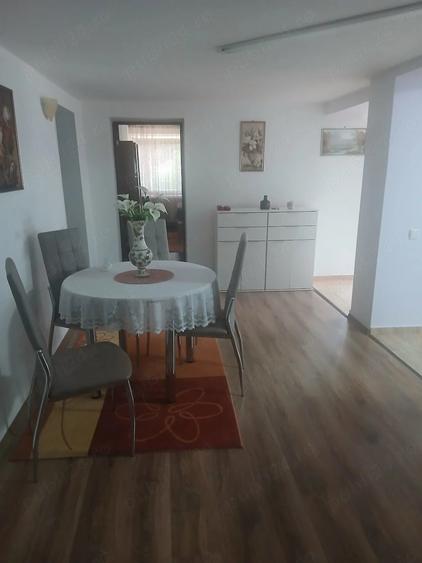 Casă cu 4 camere cu Teren 800 Mp în Bodo