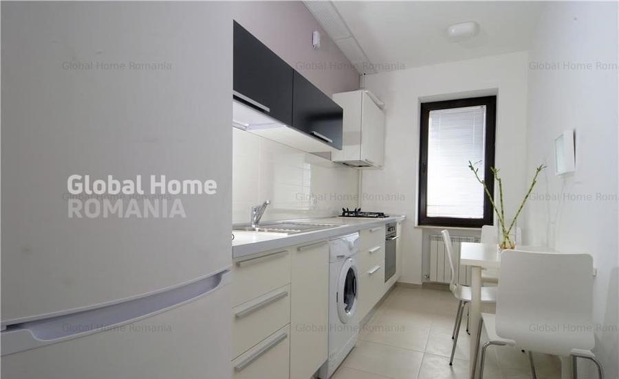 Apartament cu 3 camere semidecomandat, mobilat în Băneasa
