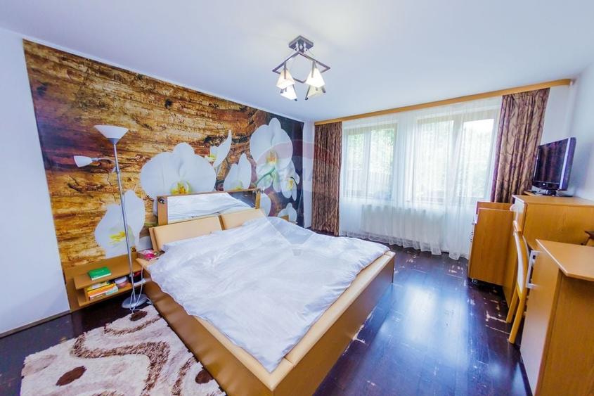 Casă individuală cu 5 camere cu Teren 1108 Mp în Valea Roșie