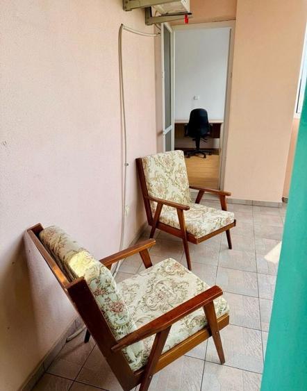 Apartament cu 2 camere semidecomandat, mobilat în Andrei Mureșanu