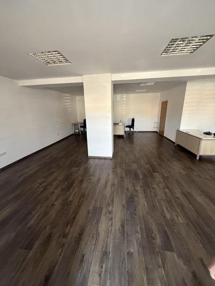 Spațiu comercial, de 137 mp, în Horea