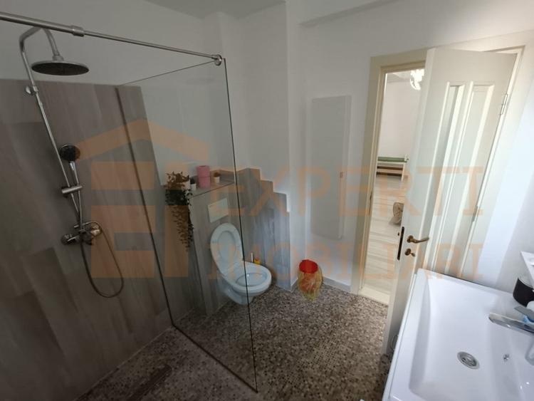 Apartament cu 2 camere decomandat, mobilat în Mamaia-Sat