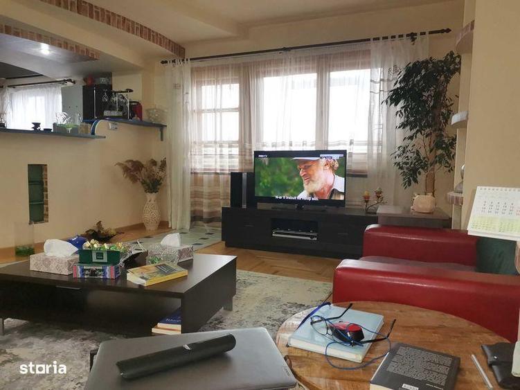 Apartament cu 4 camere decomandat în Traian