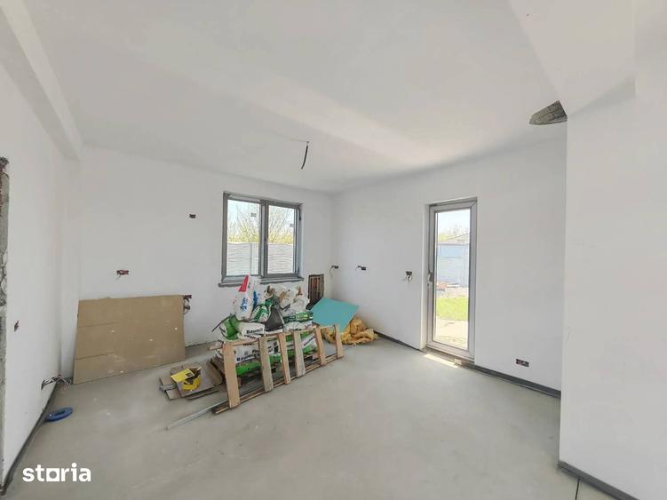 Casă cu 4 camere cu Teren 500 Mp în Mogoșoaia
