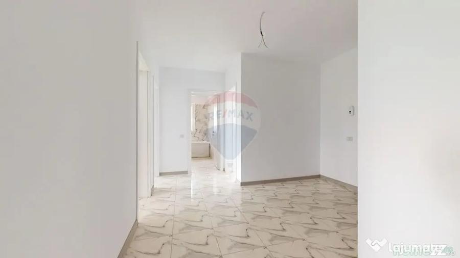 Apartament cu 3 camere decomandat în Sânpetru