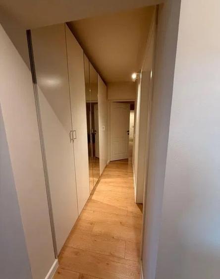 Apartament cu 4 camere decomandat, mobilat în Aviatorilor
