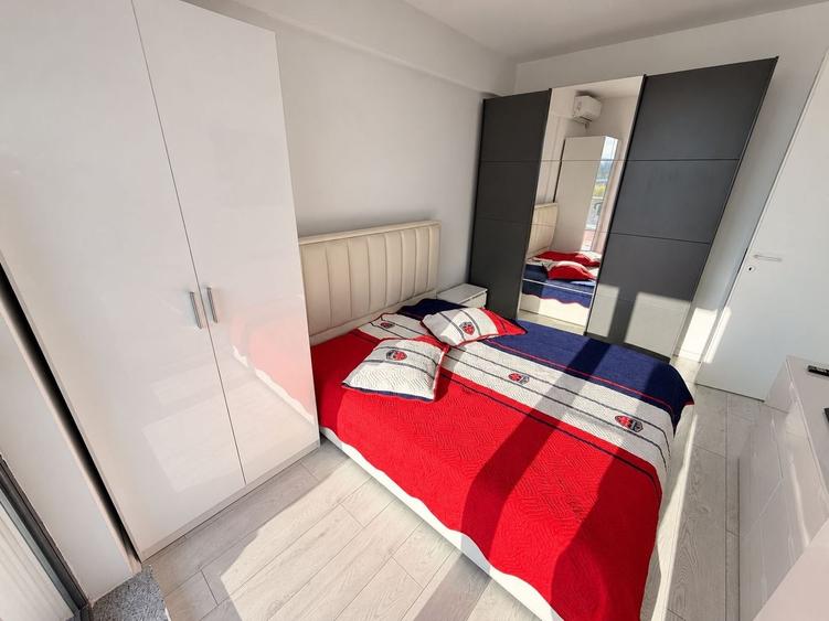 Apartament cu 2 camere semidecomandat în Politehnica
