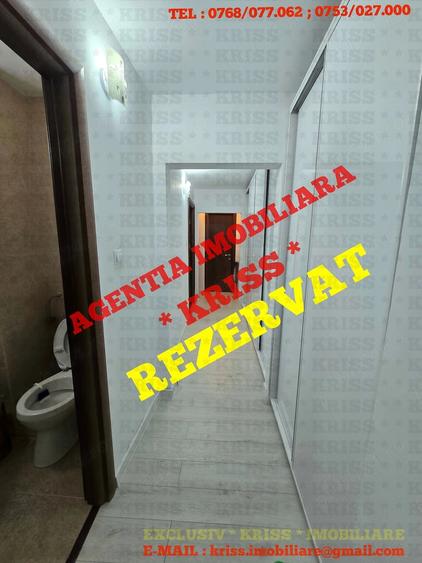 Apartament cu 3 camere decomandat în Bere