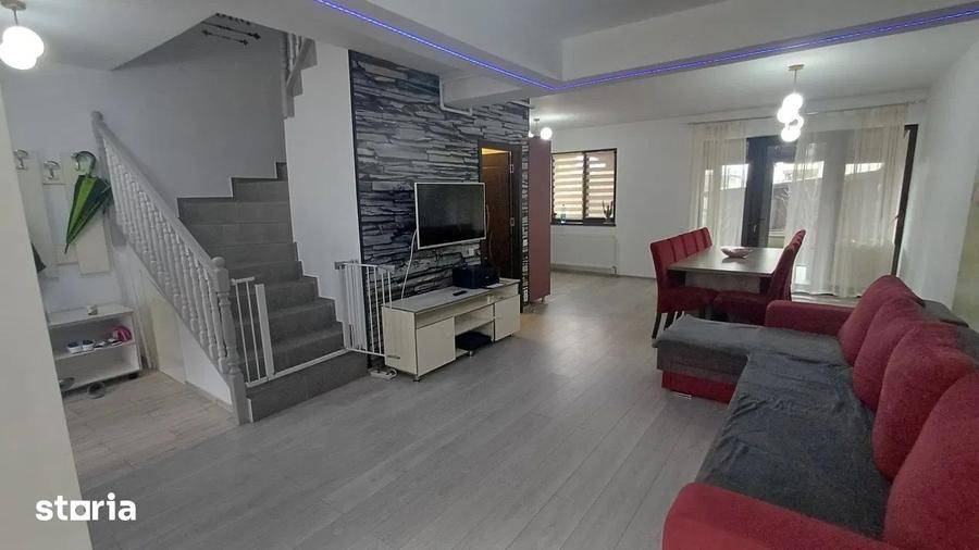 Casă cu 4 camere cu Teren 250 Mp în Hărman